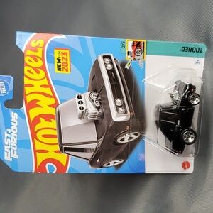 Hot‎ Wheels